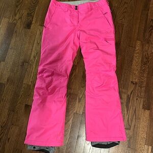 Women’s hot pink snowboard pants